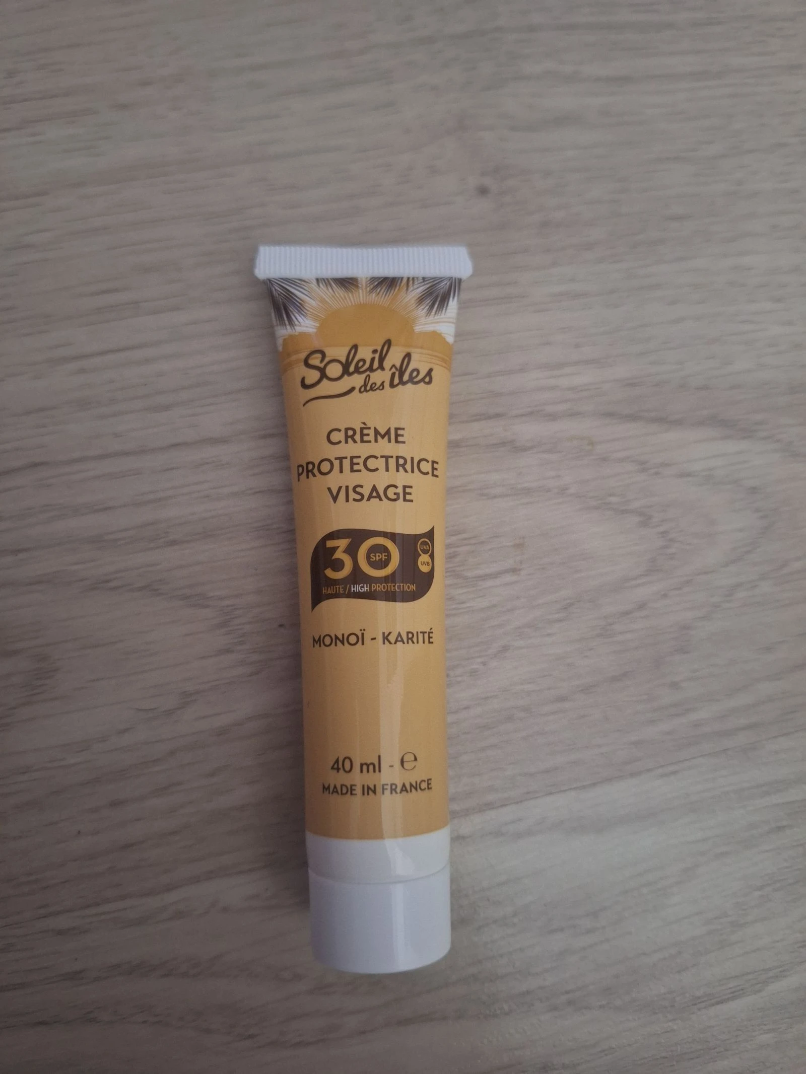 Crème protectrice visage 30 spf 40ml neuf Soleil des îles 
